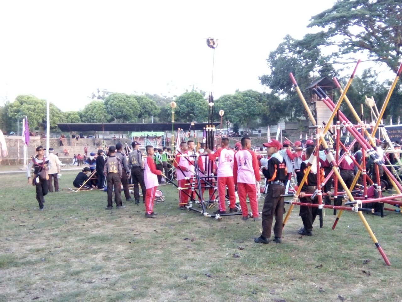 Medali Emas LT IV untuk pioneering Pioneering LT IV Klaten
